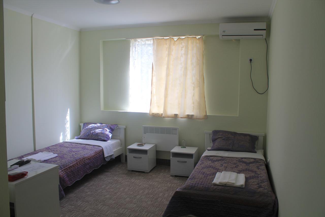 Hotel Istanbul Skopje Bagian luar foto