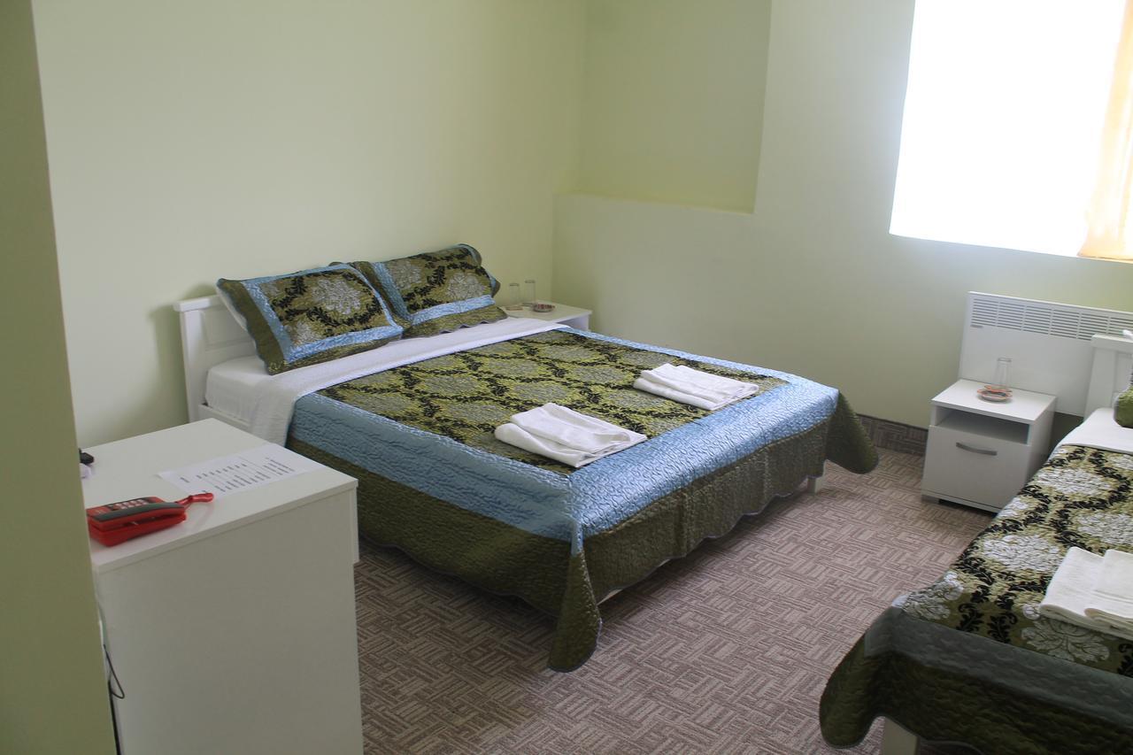 Hotel Istanbul Skopje Bagian luar foto