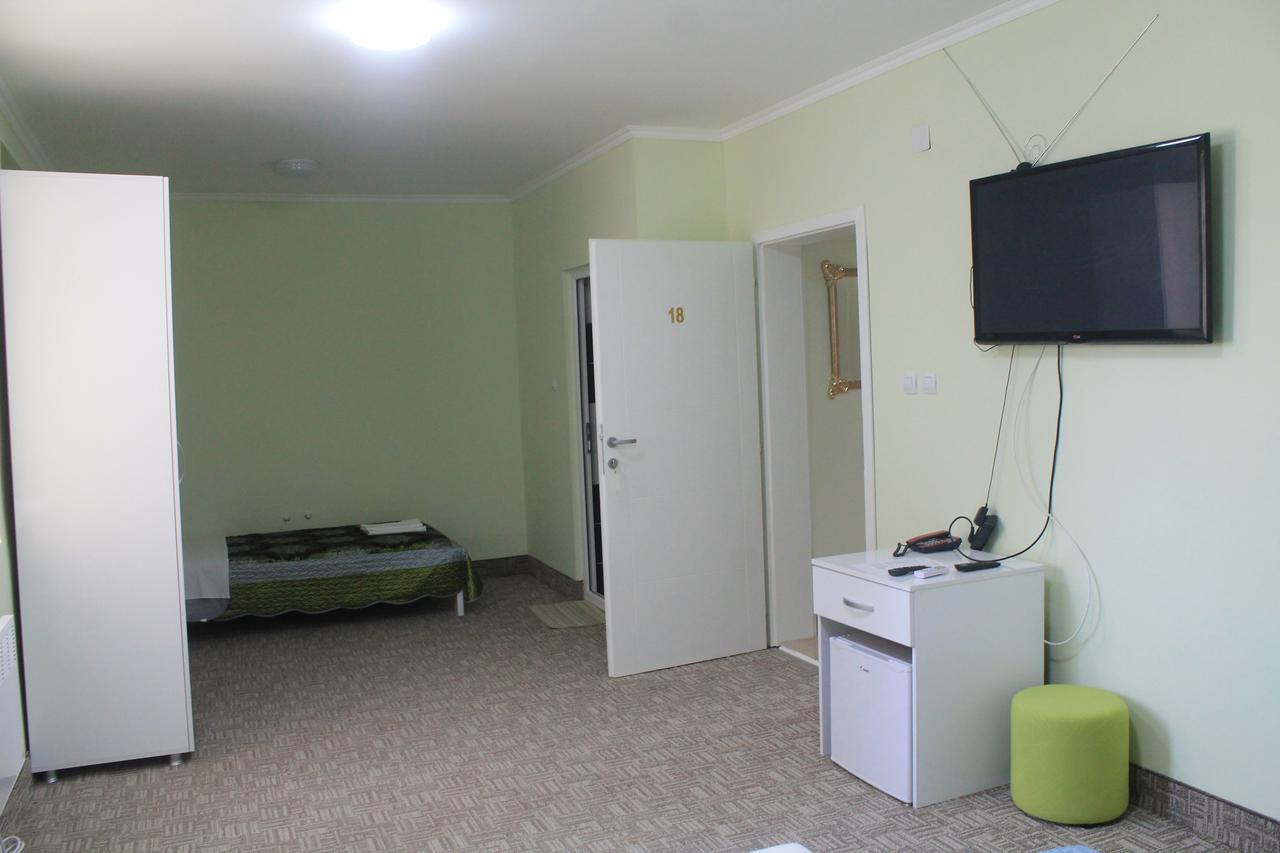 Hotel Istanbul Skopje Bagian luar foto